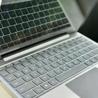 سرفیس لپتاپ گو بسیار تمیز|رایانه همراه|قم, صفائیه|دیوار