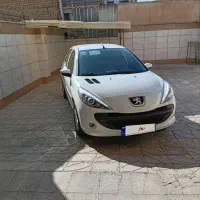 پژو۲۰۷سقف فلز مدل ۱۴۰۰کم کار ۲۳۰۰۰هزار بیرنگ وپلمپ