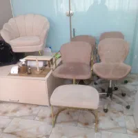 میز کار و صندلی سالن|آرایشگاه و سالن‌های زیبایی|محمودآباد, |دیوار