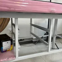 تخت مژه و پوست و دراور آرایشگاهی ۱|آرایشگاه و سالنهای زیبایی|اصفهان, جویباره|دیوار