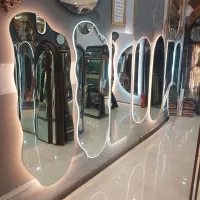 دنیای آیینه