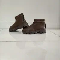 بوت کتانی و صندل بچگانه|عمده‌فروشی|تهران, فلسطین (میدان انقلاب)|دیوار