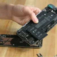 تعویض باطری سری ایفون