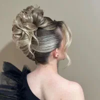 تخفیف ۵۰ درصدی بلک فرایدی ناخن مژه پدیکور رایگان|خدمات آرایشگری و زیبایی|کرج, حیدرآباد|دیوار