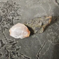 سنگ قیمتی و طلای ابلهان|کلکسیون اشیاء عتیقه|مهریز, |دیوار