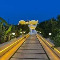 عمارت وکاخ ویلا استخر ابگرم