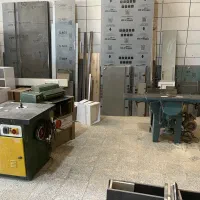 واگذاری کارگاه  تجهیز با دستگاه دور کن و نجاری|ماشین‌آلات صنعتی|کرمان, |دیوار