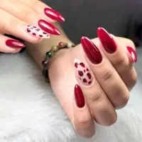 ناخنکار حرفه ای در شهر قدس