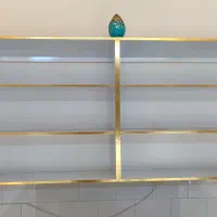 میز مغازه با قفسه