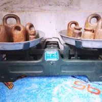 ترازو قدیمی باسنگ هایش فروخته می‌شود