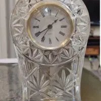 ساعت کریستال