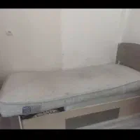 تخت کشو دارتخت ۱نفره...