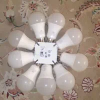 تعمیر لامپ سوخته با ۱/۳ قیمت لامپ نو.