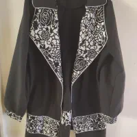 تعدادی مانتو زنانه