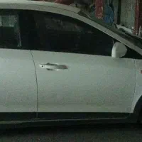 ام وی ام 315 هاچ بک