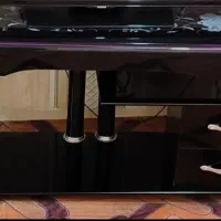 میز تلویزیون مشکی در حد نو