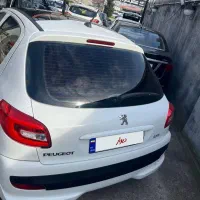 یک دستگاه ۲۰۷ پانا ۱۴۰۱|خودرو سواری و وانت|رشت, کوی طالقانی|دیوار