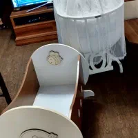 تخت نوزاد ، کنار مادر