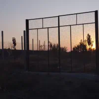 باغ دوهزار متری در زرنق