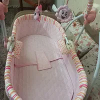 گهواره نوزاد|تخت و صندلی بچه|تهران, نارمک جنوبی|دیوار