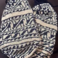 دستکش و جوراب دستبافت نخی و کاموا