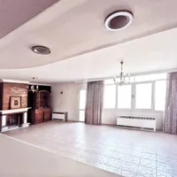 ولنجک ۱۸۰ متر ۳ خواب طبقه پنجم نور شمال و جنوب