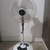 پنکه ایستاده