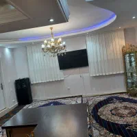 یک دستگاه آپارتمان چهار طبقه یکجا بفروش میرسد