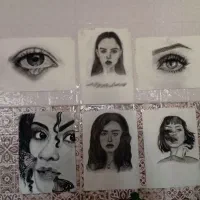 طراحی چهره با سیاه قلم