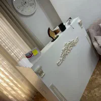 پرده، مبل ۴ نفره، صندلی اوپن بوفه کانتر|مبلمان خانگی و میز عسلی|گرمدره, |دیوار