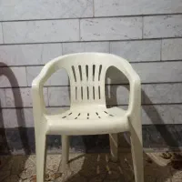 صندلی پلاستیکی
