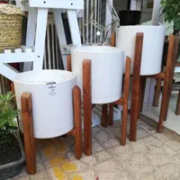 استند و پایه چوبی گلدان