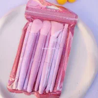 (لباس کاپشن پالتو شلوار مانتو اکسسوری ارایشی)|لباس|قم, آزادگان|دیوار