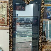 ویترین شیشه‌ای
