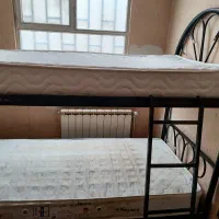 تخت دوطبقه همراه با تشک و کشو