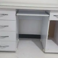 میز کامپیوتر سفید