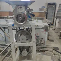 چرخ گوشت صنعتی ۳۲ تسمه‌ای موتور ۲ اسب