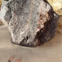 سنگهای بسیار زیبا وجذاب همراه شهاب سنگ