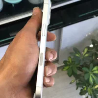 ایفون ۱۶ نرمال