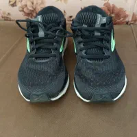 کتانی اورجینال و اصل بروکس سایز ۳۸ و ۳۹