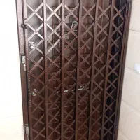 کرکره برقی و دستی وحفاظ آپارتمان اکاردنی