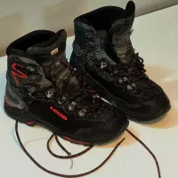 کفش کوهنوردی آلمانی