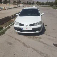 مگان ۲۰۰۰ اتومات
