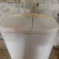 یک عدد لباسشویی دوقلو