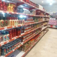 فروشگاه موادغذایی آقاجواد