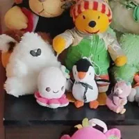 نیازمند لباس بچگانه