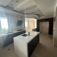 آپارتمان ۱۴۹ مترنیاوران سندشخصی