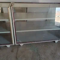 2عدد ویترین شیشه‌ای سالم|بوفه، ویترین، کنسول|یزد, |دیوار