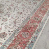 دو فرش آینده12متری مشهد در حد نو