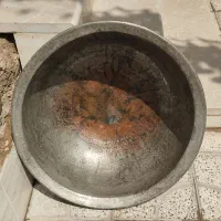 دیگ مسی و اتاق نیسان|ظروف پخت‌وپز|شیراز, کرونی(خاتونک)|دیوار